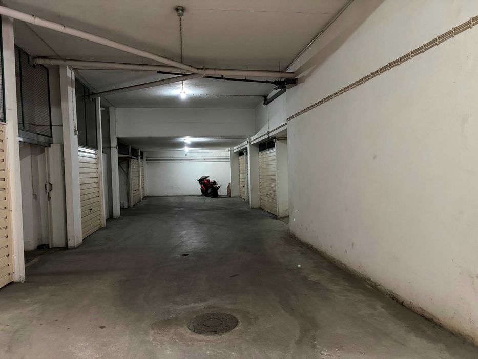 Garagem ampla 27m2