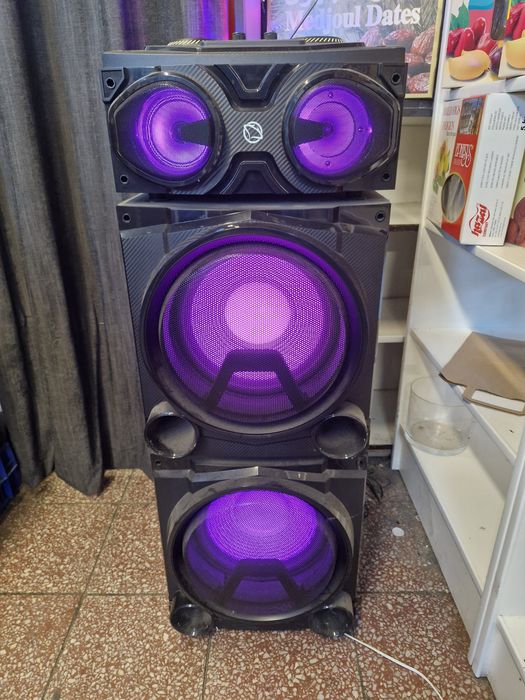 Duży glosnik bluetooth  z mikrofonem