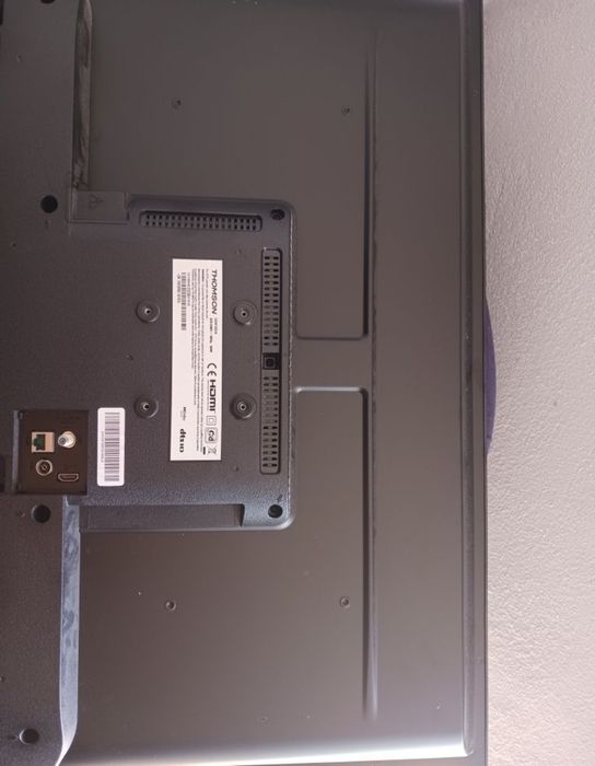 TV Thomson HD 32