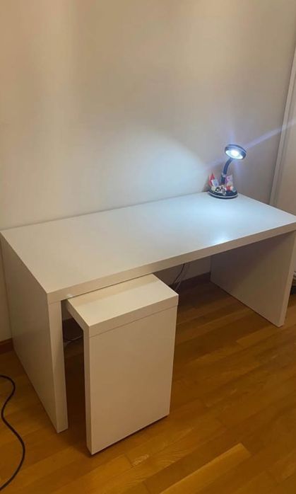 Urgente! Secretária Branca Ikea Malm