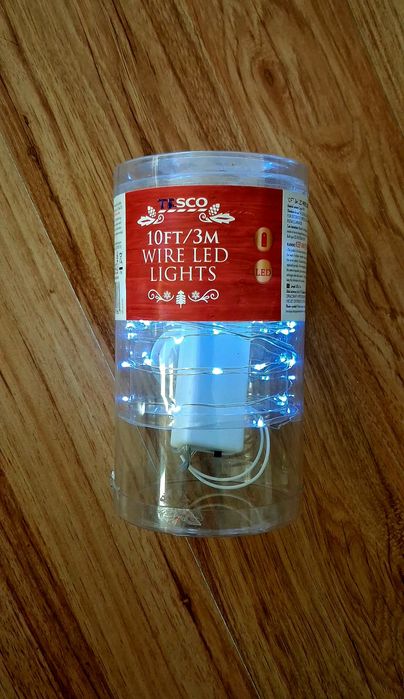 Lampki LED na baterie długość 3m marki Tesco