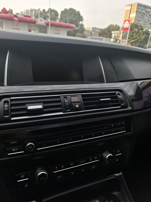 BMW 520i 2016 офіційна