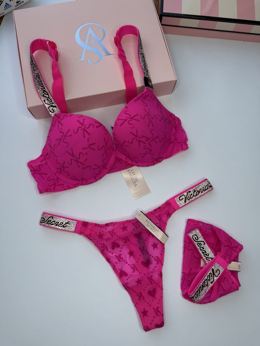 Рожевий комплект білизни Victorias Secret Женское белье