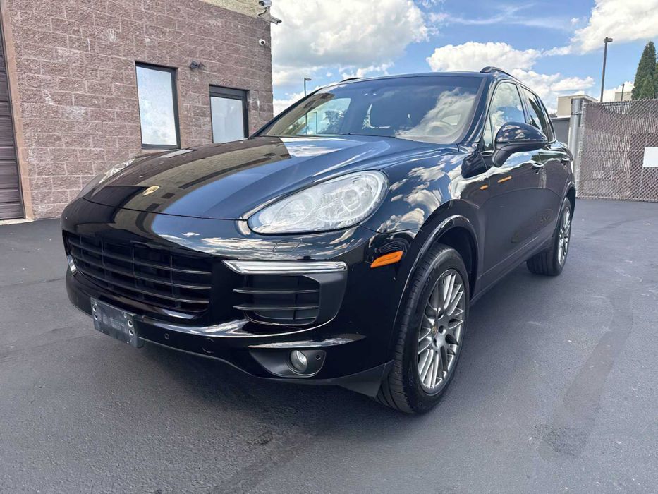 Porsche Cayenne      2017