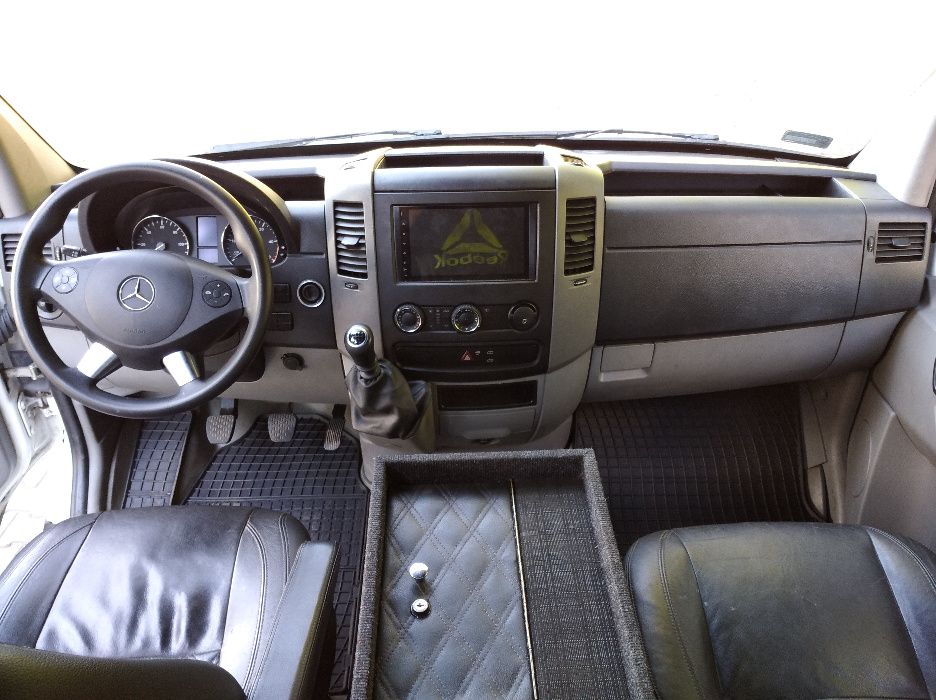 WYNAJEM Busa 8 osób Wypożyczenie Mercedes Sprinter 906 2.2 Euro5