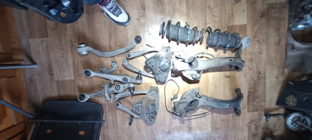 Поворотний кулак, ричаги Passat b5