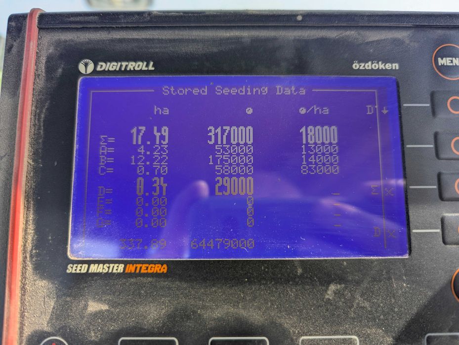 Siewnik pneumatyczny punktowy Ozdoken VPKT-DG6 do kukurydzy dyni