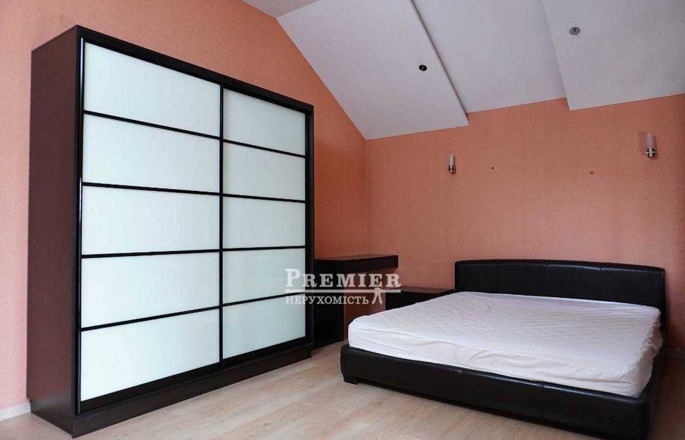 Готовый бизнес и жильё в одном! Продаётся дом 210м² с магазином!