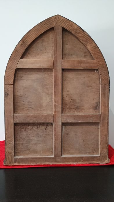 Oratório antigo de madeira