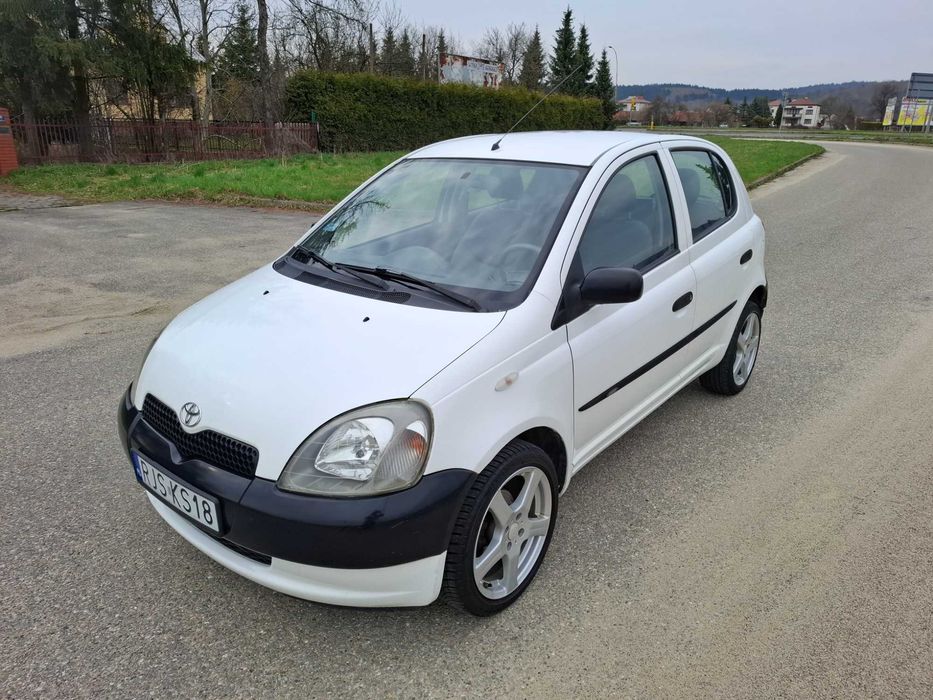 Toyota Yaris 1.0 Benzyna 1999r Alufelgi AirBag 5 Drzwi
