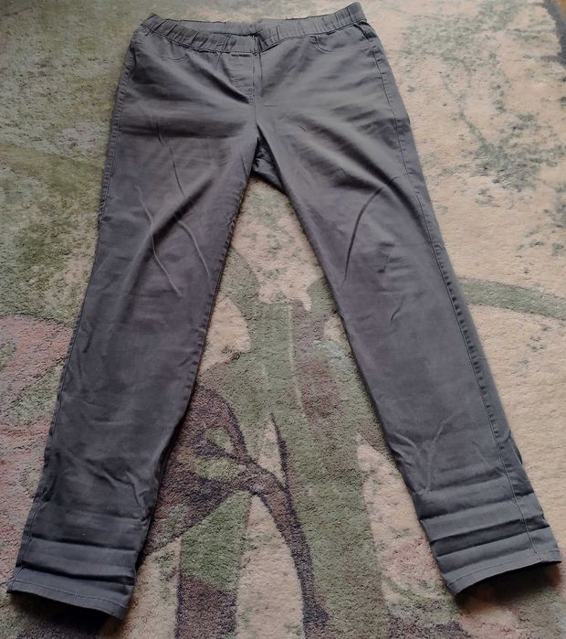 Jeansowe spodnie damskie