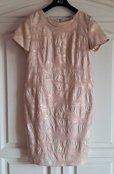 Elegancka sukienka np. na wesele