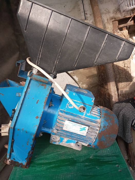 Продам мотоблок з причепом