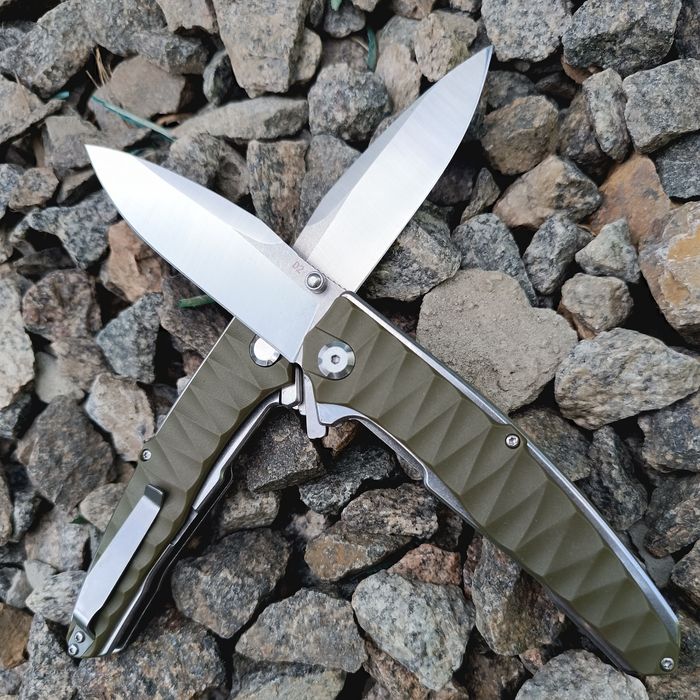 Складний ніж eafengrow ef913 на D2