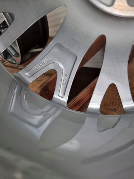 Oryginalne Alufelgi Felgi Audi S6 C6 19 Cali Nowe 4F0071499B