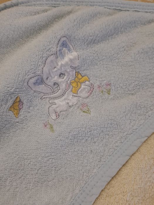 Toalha de bebé com elefante