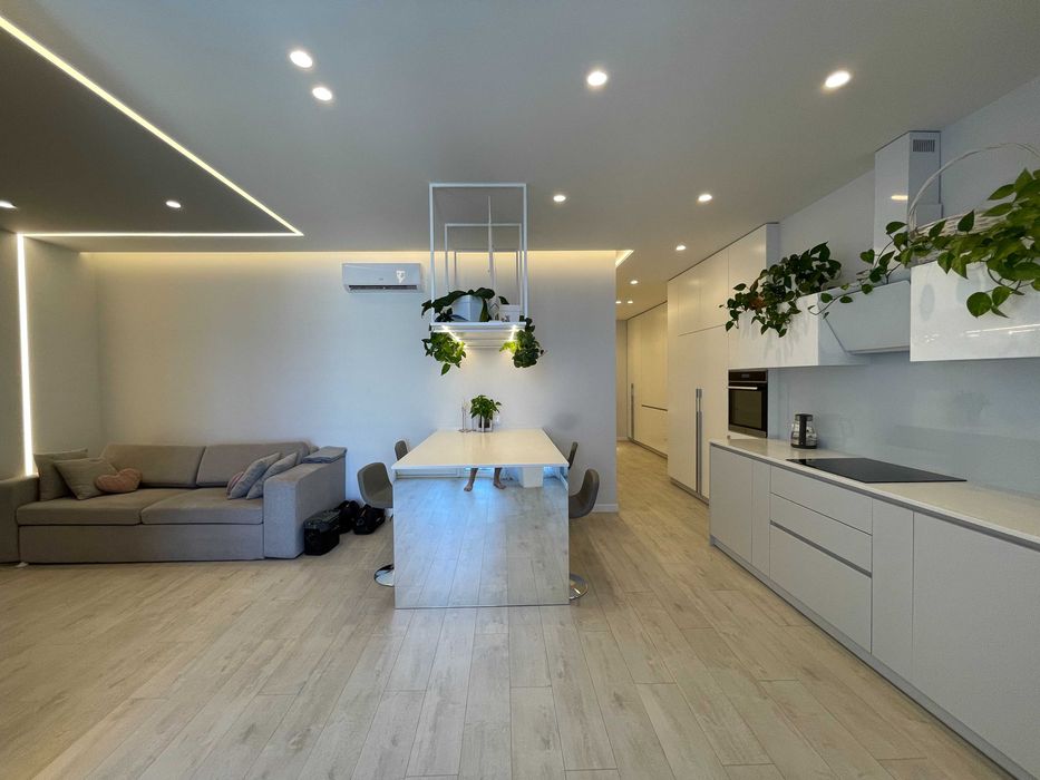 Продам видовую 3-х комн. квартиру ЖК "Новодворянский" парк Шевченко