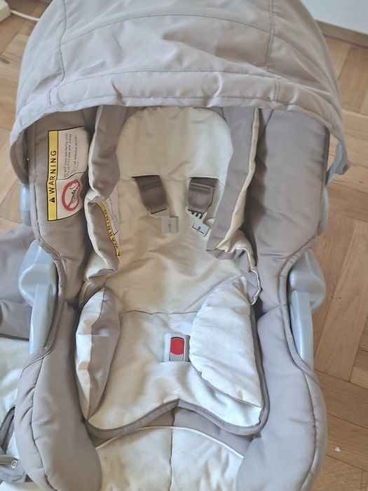 Sprzedam fotelik nosidelko Graco