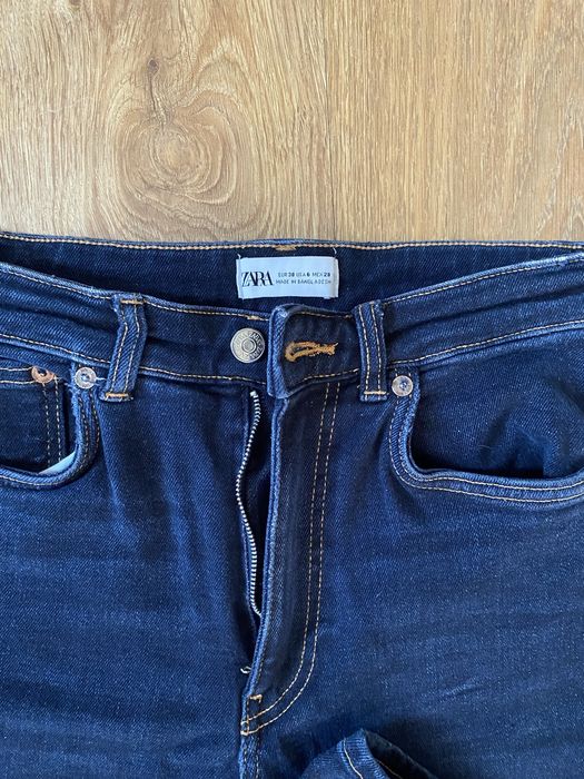 Джинси жіночі стрейчеві  розмір 28 Zara