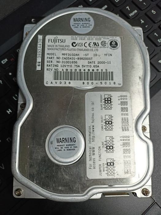 Жосткий диск Fujitsu MPF3102AH