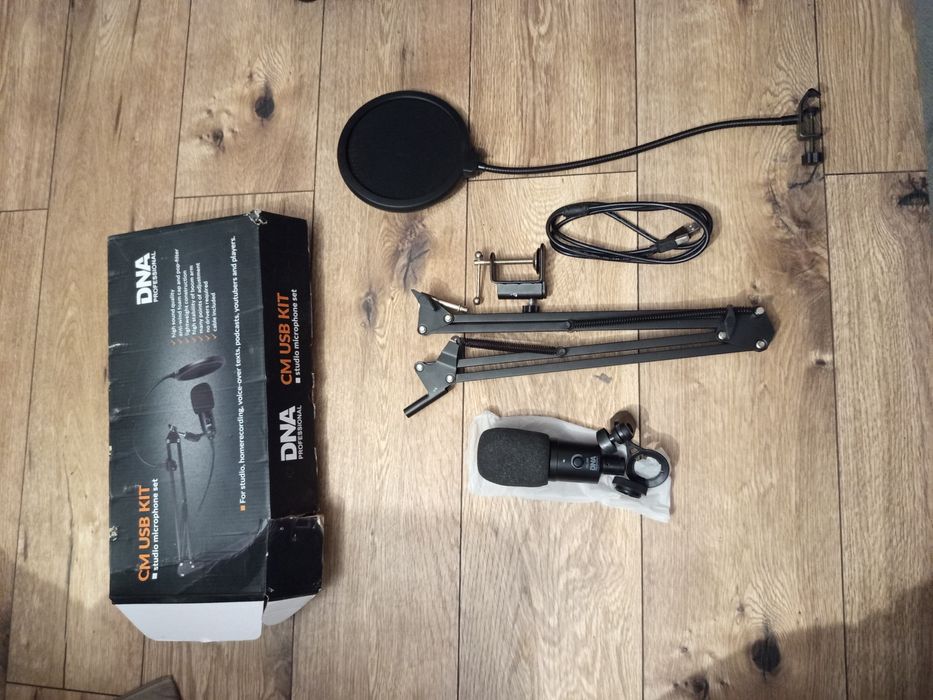 Mikrofon gejminhowy CM USB KIT