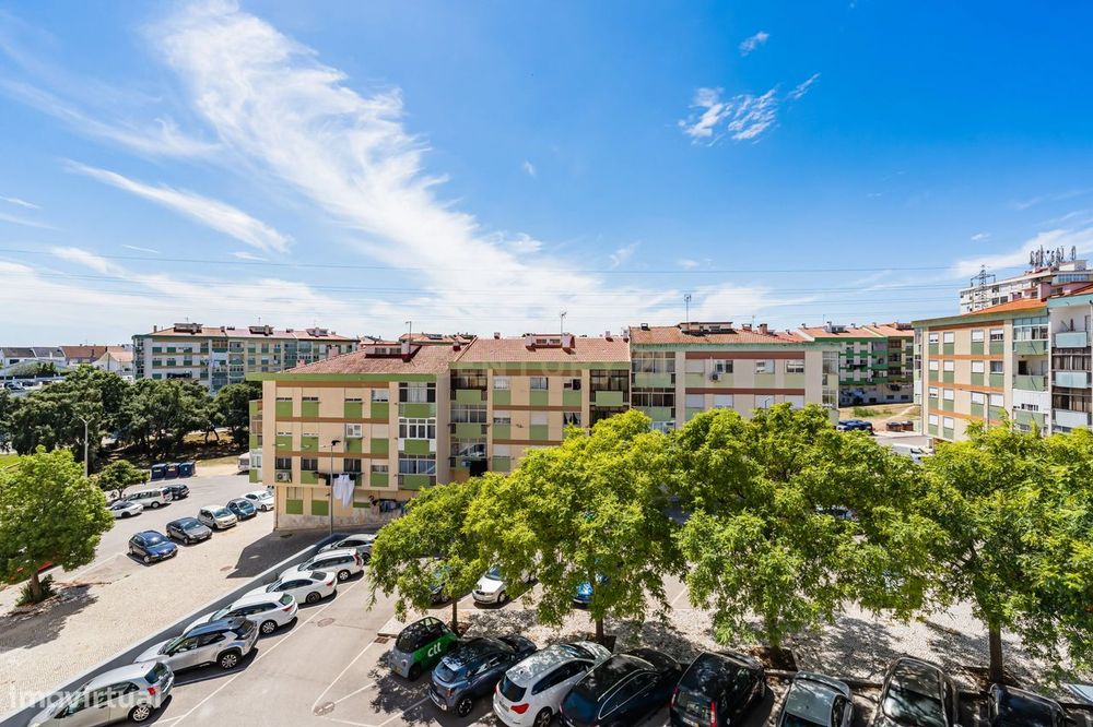 Apartamento T3 em Corroios - Alto do Moinho
