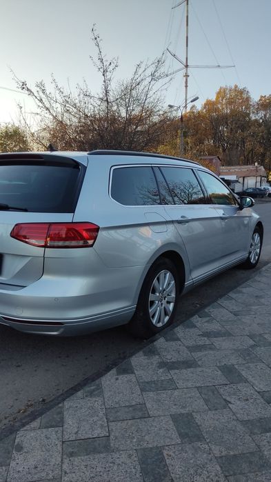 Продам автомобіль Volkswagen Passat B8