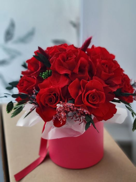 Стабілізовані троянди, квіти.Нев'янучі троянди. Подарунок.