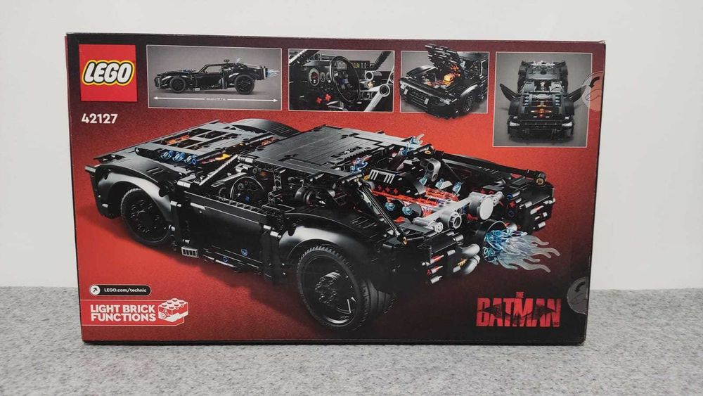 LEGO Technic The Batman Batmobile 42127