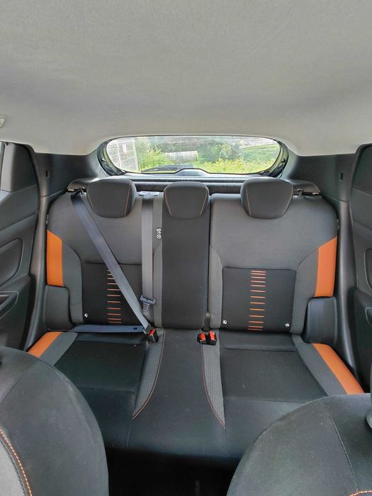 Nissan Micra BOSE Edition 2017 • 76.000 km • Edição Limitada •