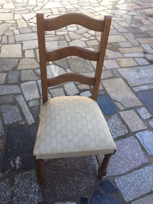 Cadeira em bom estado