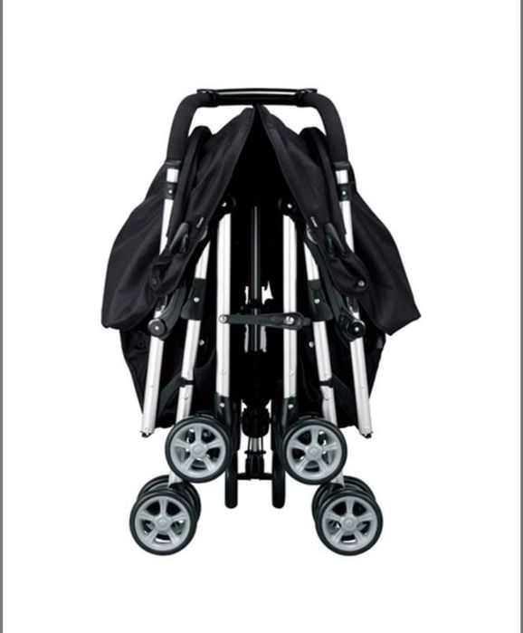 Прогулянковий візочок для двійні