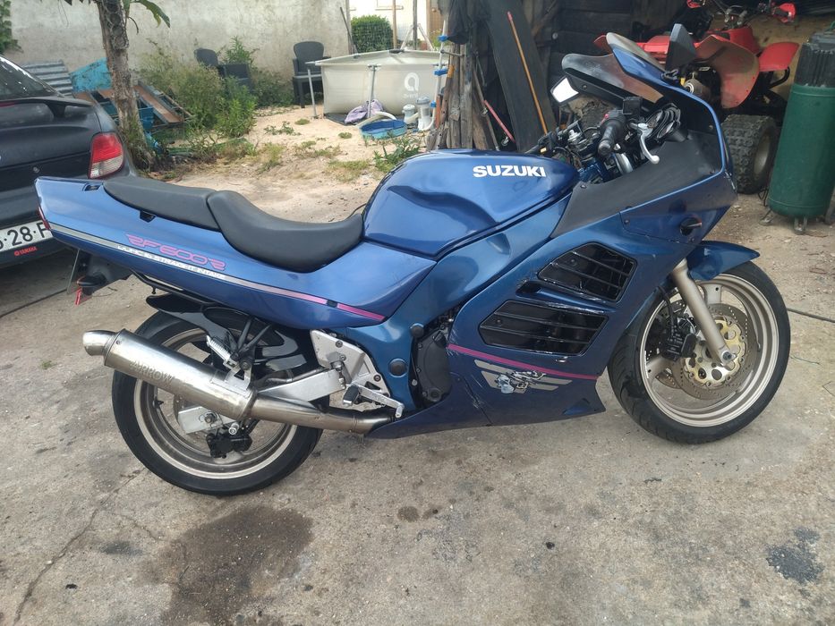 Suzuki RF 600R TROCO POR MOTO 125cc