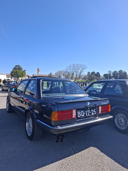 BMW 323 — fotografia 2