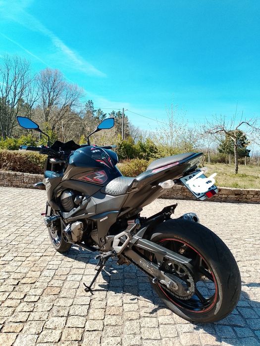 Vendo z800 como nova com apenas 10700 km