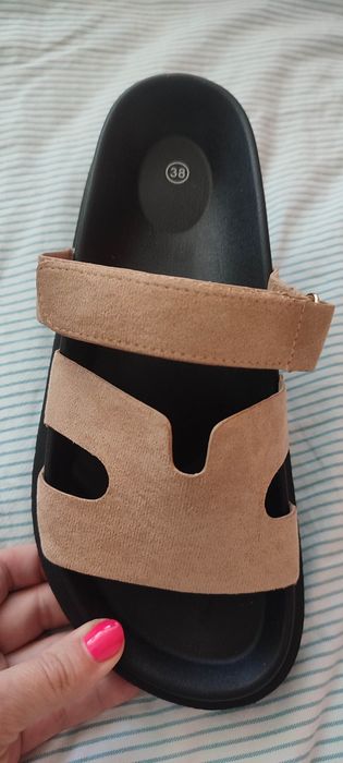 Klapki damskie profilowane beżowe inspirowane marką 41