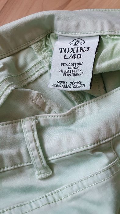 Nowe spodnie jeansy damskie miętowe cygaretki rurki  Toxik3 L 40