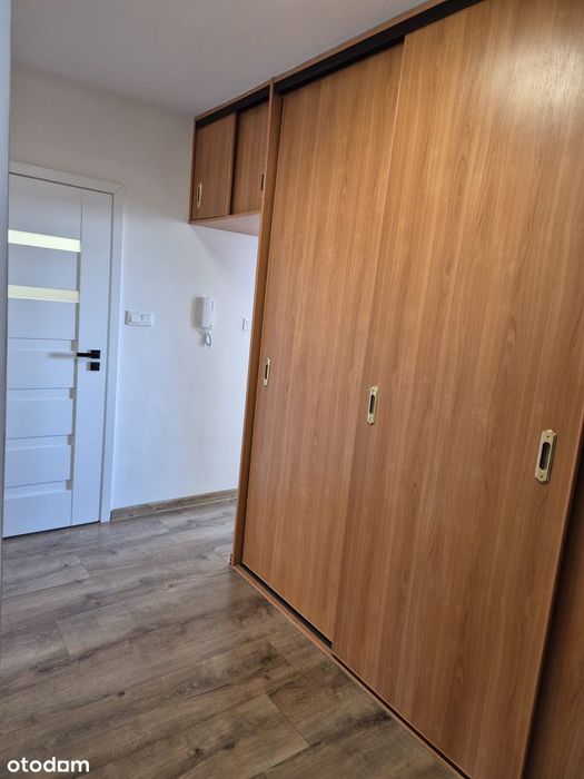 Mieszkanie w Gdyni z balkonem i garażem