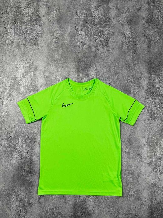 Спортивна футболка Nike Dri-FIT Розмір XL