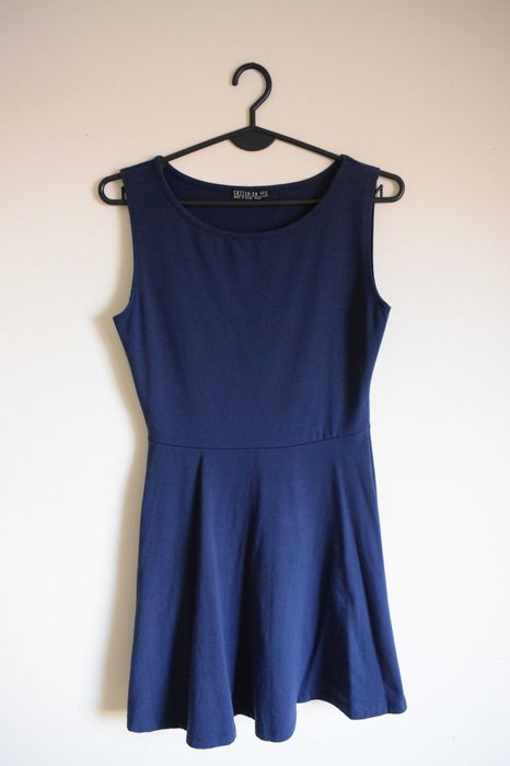 Granatowa sukienka Cotton:on