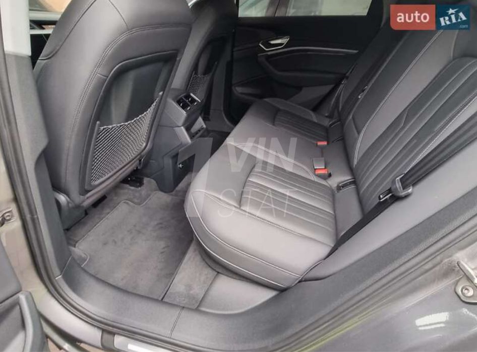 Audi Etron Q8 , 95kw , європа , не бита, обмін на нерухомість