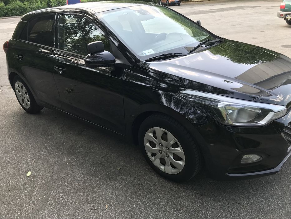 Hyundai i 20 z 2018 roku salon Polska