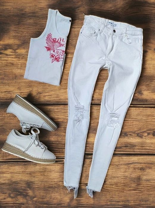 Bershka Białe Spodnie Jeansy Rurki Slim Dziury Przetarcia Boho Retro S