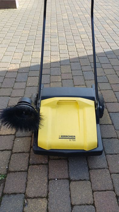 Zamiatarka Karcher S750