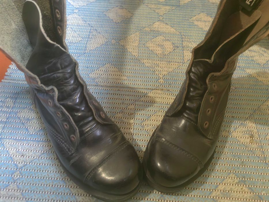 botas rangers  dr martins