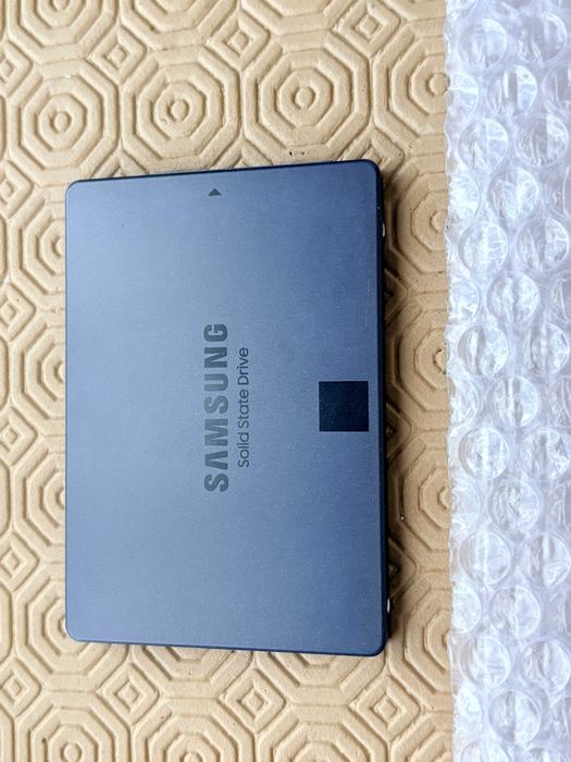 Disco SSD Samsung 870QVO 1 Tera
