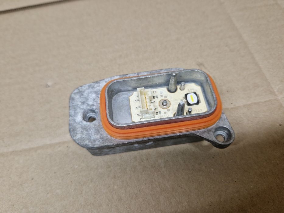 Moduł LED jeż lampy prawy DRL statecznika BMW i3 i01
