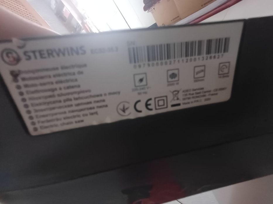 Motosserra elétrica 2000 W 35 cm Sterwins, usado apenas uma vez