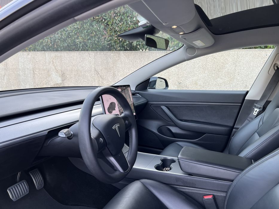 Tesla Model 3 Garatia ate 12/2028