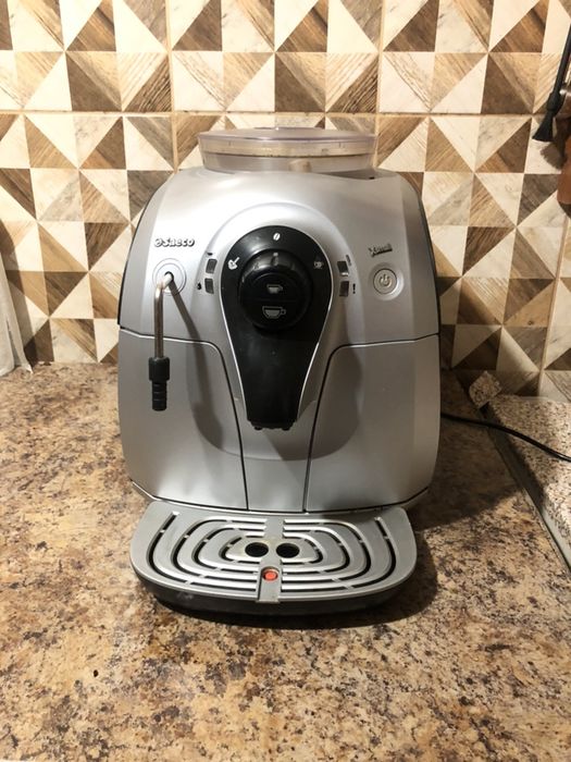 Ремонт обслуговування кавоварок Saeco Delonghi Philips кофемашин